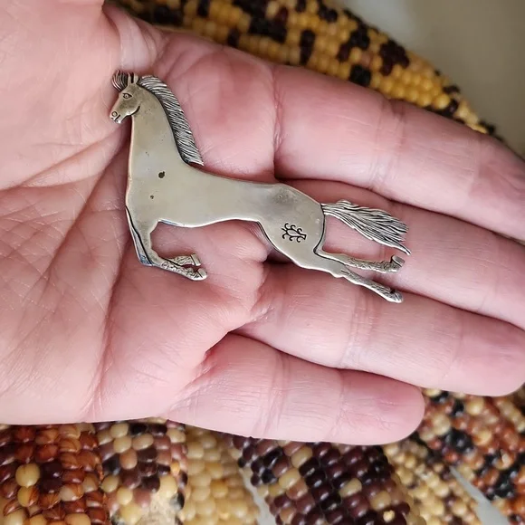 Amazing Vintage Native American Navajo Running Pony Pin by Frank Salcido 🐎♥️ - Picture 8 of 11